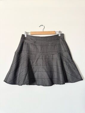 LOFT Houndstooth Flare Mini Skirt Gray Size 8 NWOT